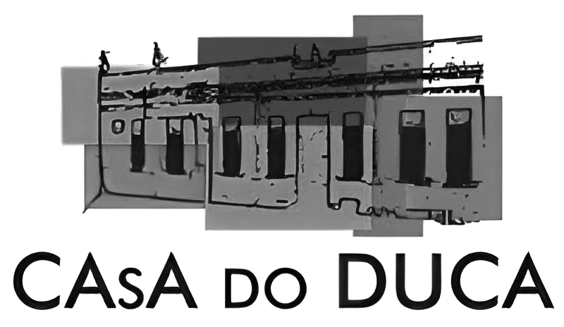 Logo CAsA DO DUCA PRETO E BRANCO TAM 800X464 (PNG)